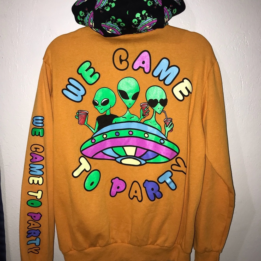 Rare Fresh Laundry We Came To Party (Size M) Alien Hoodie Orange Graphic Print